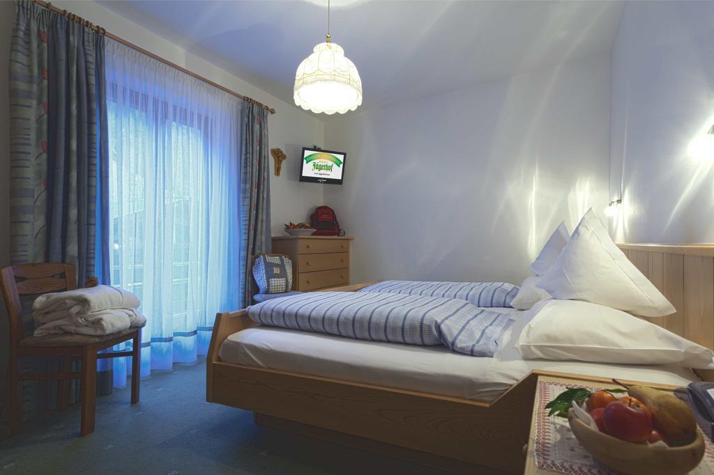 Hotel Jägerhof 3*